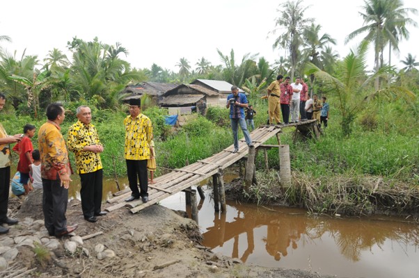 Sebagai Sarana Pertumbuhan Ekonomi, Riau Prioritaskan Pembangunan Infrastruktur Jalan dan Jembatan  